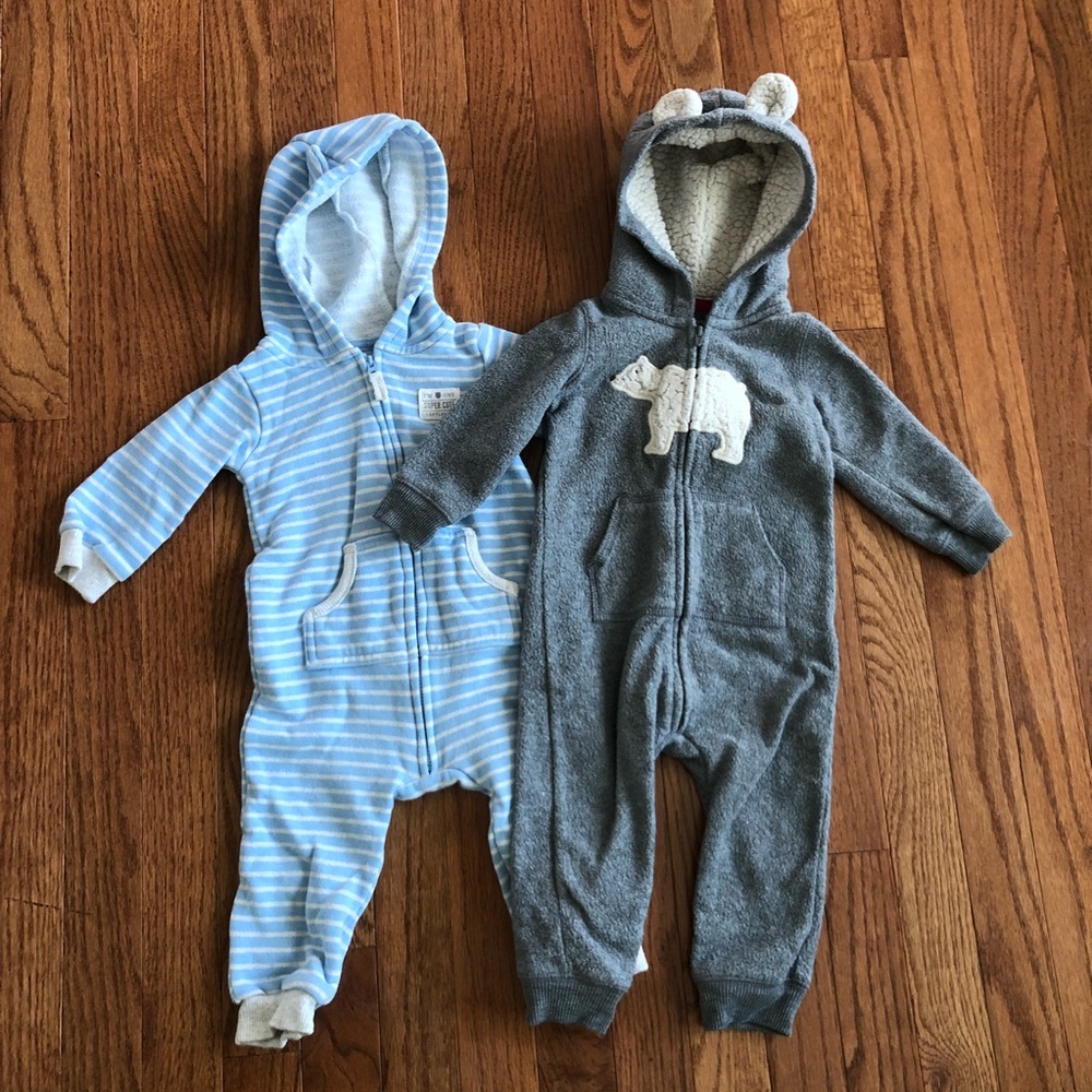 Lot of 2 Carters Onesie 12 Months